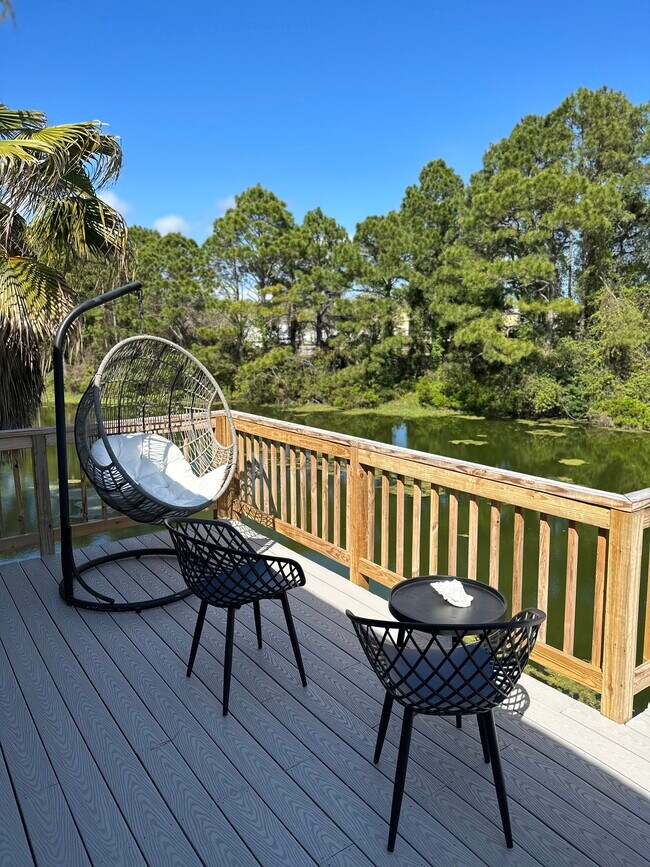 Private Master Bedroom Deck - 208 Twin Lakes Ln