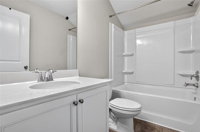 Building Photo - 1553 Spring Hollow Way