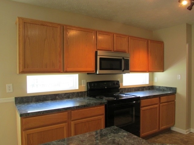 Building Photo - 6658 Largo Ln