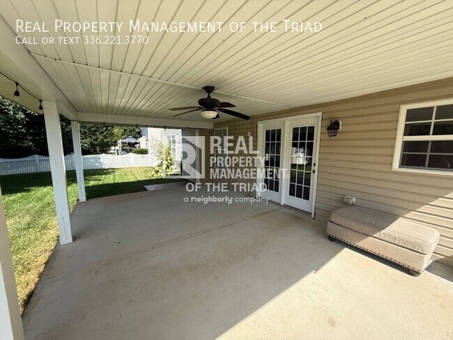 Building Photo - 1538 Castle Way