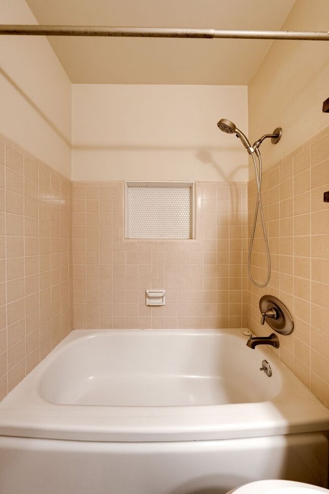 Building Photo - 5113 Sitton Way