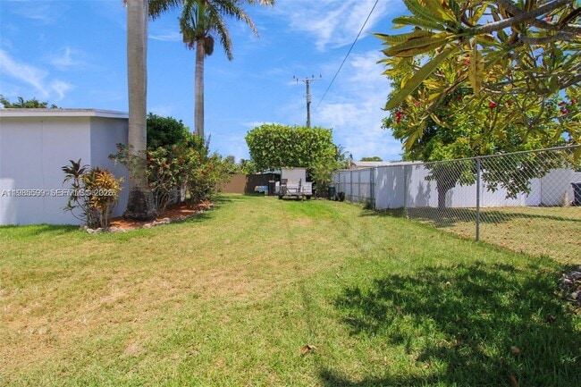 Building Photo - 10250 Caribbean Blvd