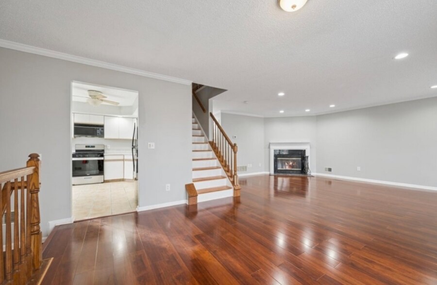 Building Photo - 3607 Riddle Ct