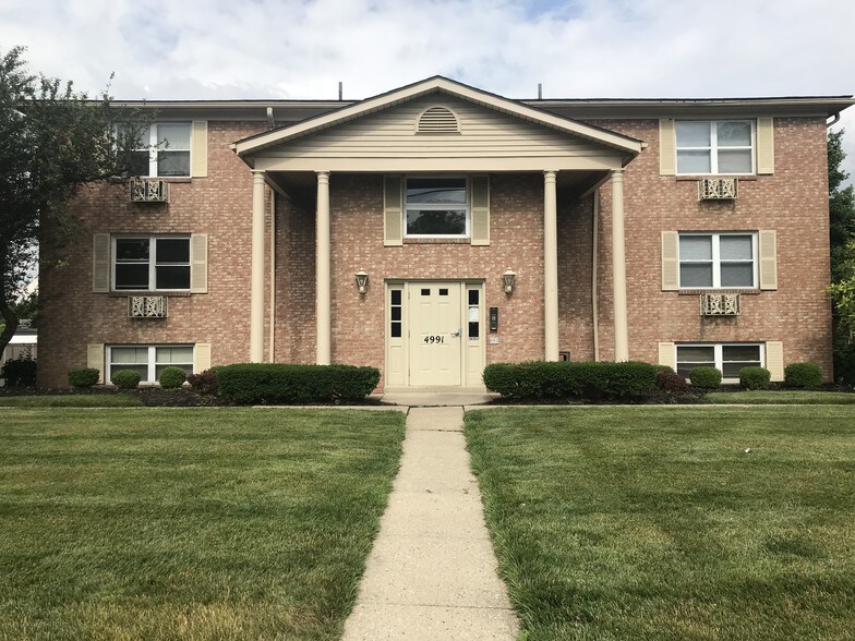 The Flats of Clintonville 49915003 Arbor Village Dr Columbus OH 43214 Apartment Finder