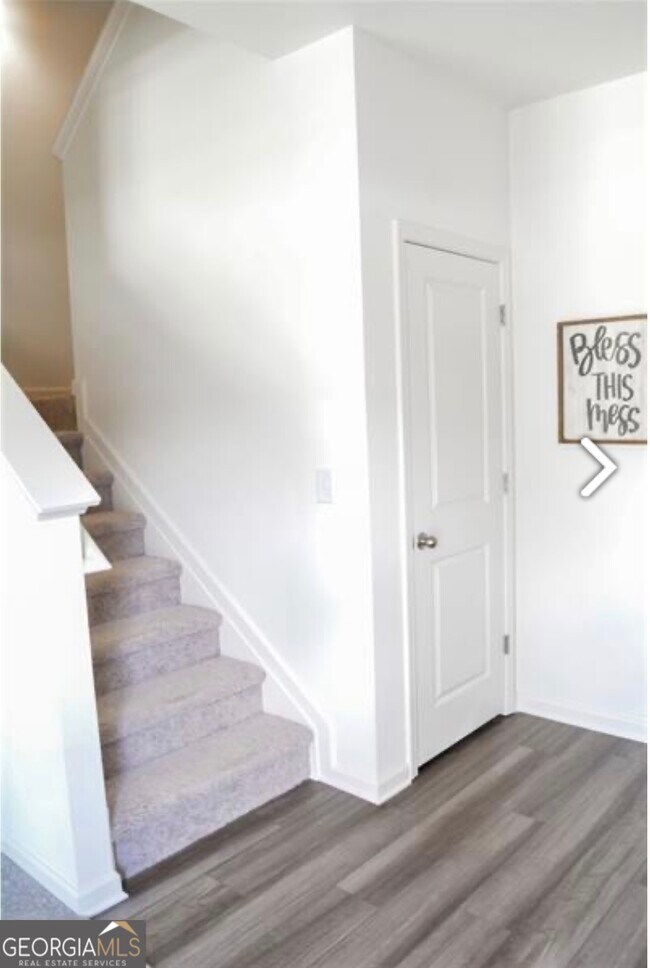 Building Photo - 7584 Saffron Ave