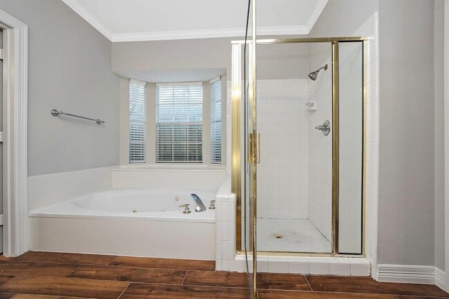 Building Photo - 22211 Mission Hills Ln