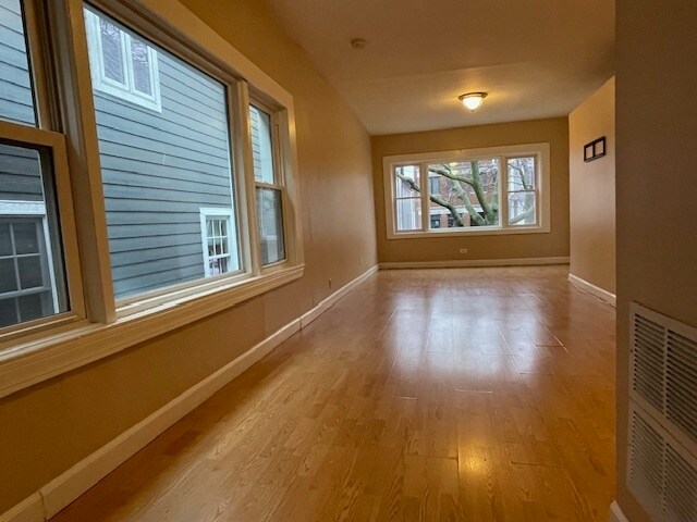 Building Photo - 3421 N Bell Ave
