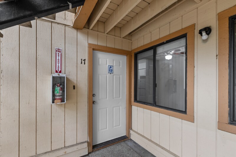 Building Photo - 3859 Annadale Ln