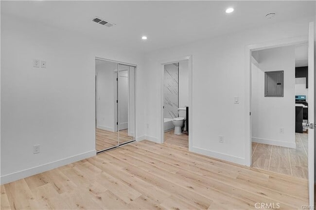 Building Photo - 6513 San Miguel St