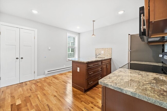 Building Photo - 6940 Torresdale Ave