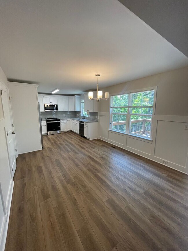 Building Photo - Rental in Ooltewah - 3 Bedrooms + Finished Basement