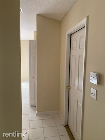 Building Photo - 3 br, 2 bath House - 3013 Thorn Glen Ct