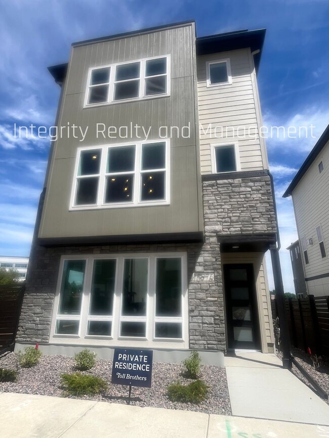 Primary Photo - 10976 E Geddes Pl