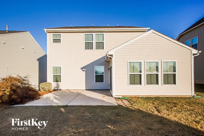 Building Photo - 3232 Oulten St SW