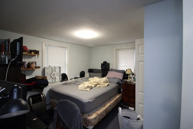 Building Photo - 168 Allston St
