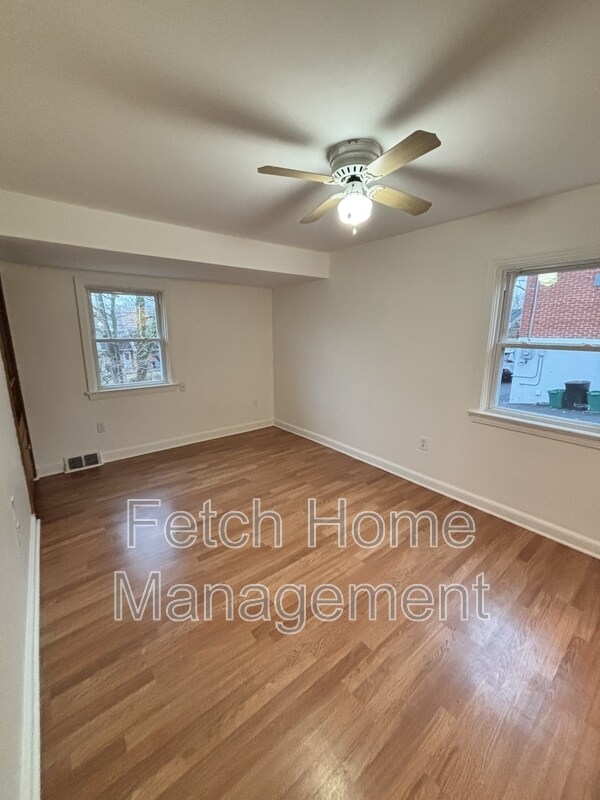 Building Photo - 1766 Linwood Ave