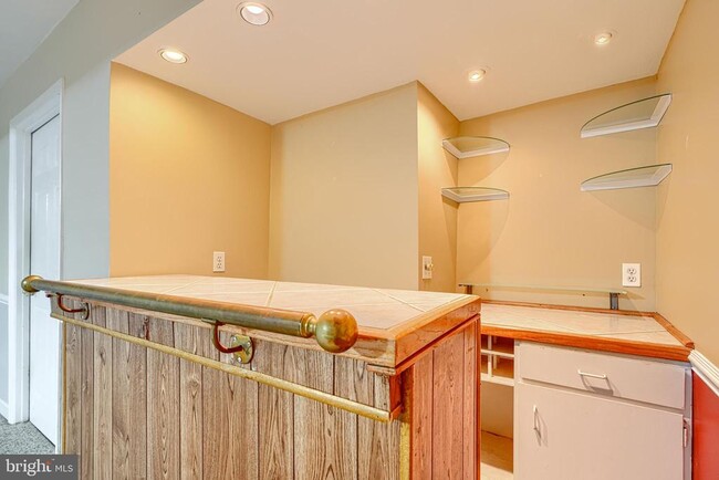 Building Photo - 414 Five Farms Ln