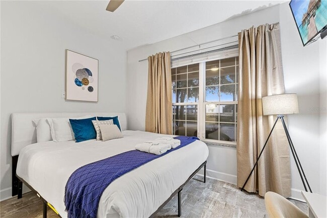 Building Photo - 17319 Serenidad Blvd