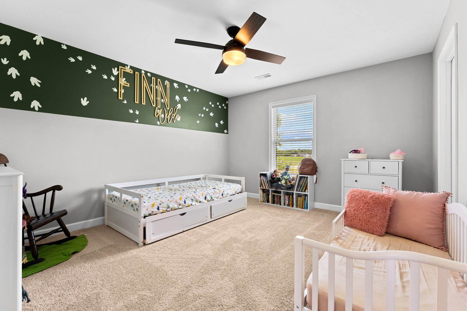 Building Photo - 748 Seagate Dr