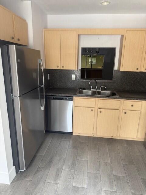 Building Photo - 1384 Riverside Cir