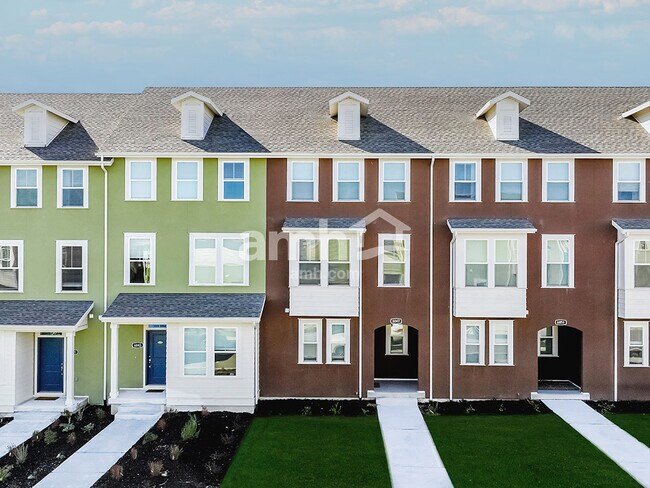 Building Photo - 6062 W Arranmore Dr