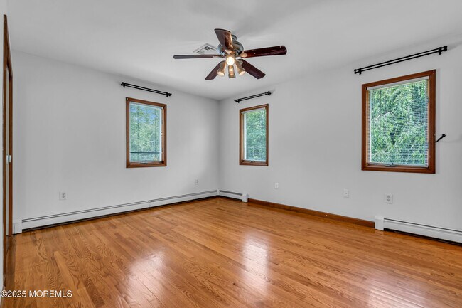 Building Photo - 1280 Whitesville Rd