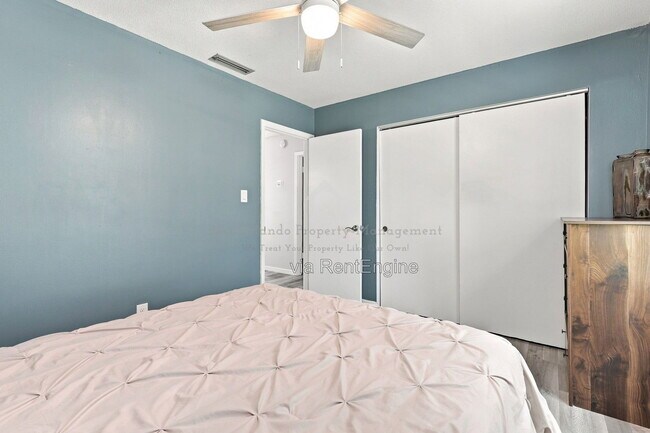 Building Photo - 525 Georgetown Dr