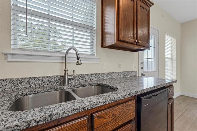 Building Photo - 2103 Oliver St