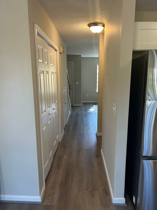 Building Photo - 21B 1st St