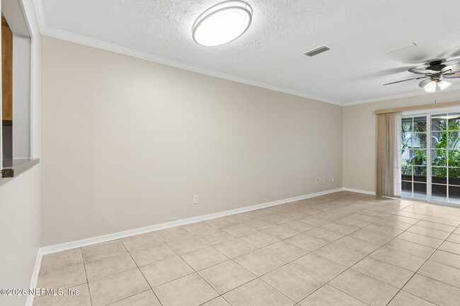 Building Photo - 7623 Baymeadows Cir W