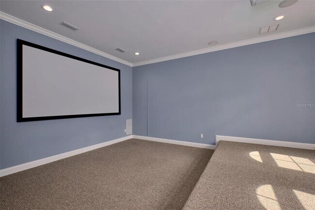 Building Photo - 8604 SW 31st Ave