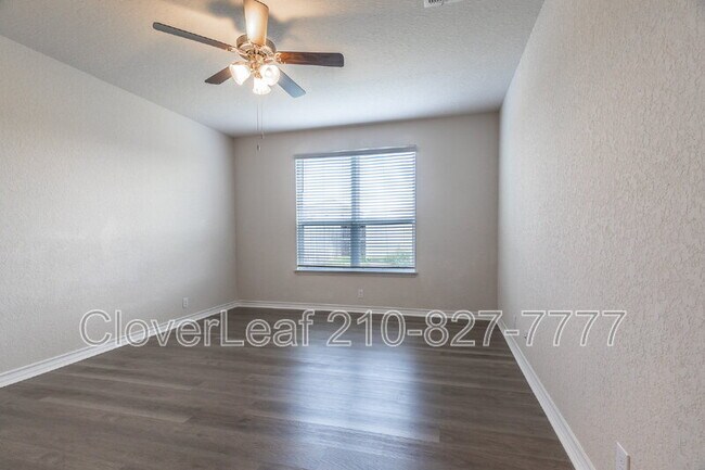 Building Photo - 9602 Bicknell Sedge