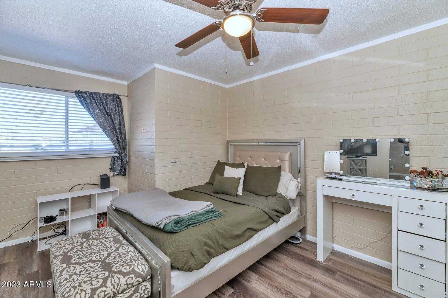 Building Photo - 3123 W Almeria Rd