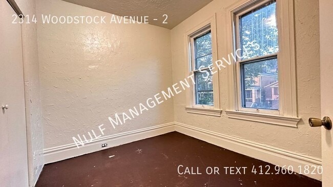 Building Photo - 2314 Woodstock Ave