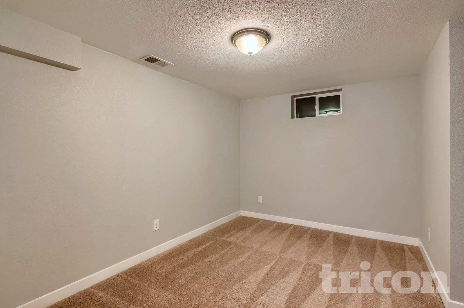 Building Photo - 3290 Magnolia St