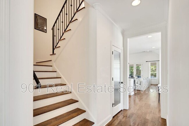 Building Photo - 299 Wilkinson Pl