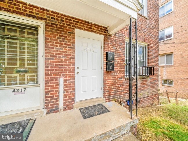 Front of Building - 4215 Dix St NE