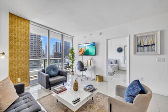 Building Photo - 481 Brickell Ave