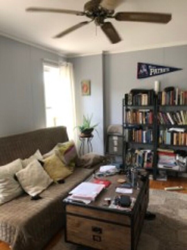 Building Photo - Brookline - 2  Bedroom Apt - Available NOW...