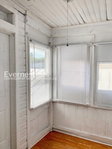 Building Photo - 1204 N 20th St