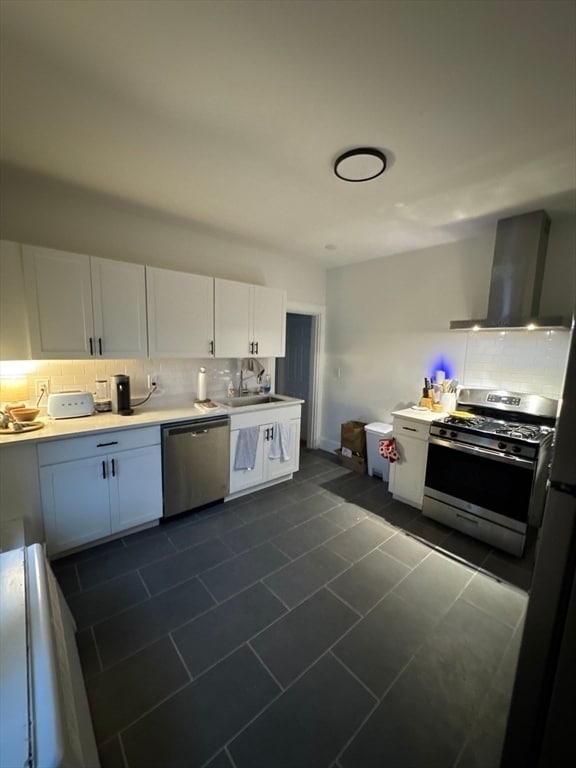 Building Photo - 175 Everett St