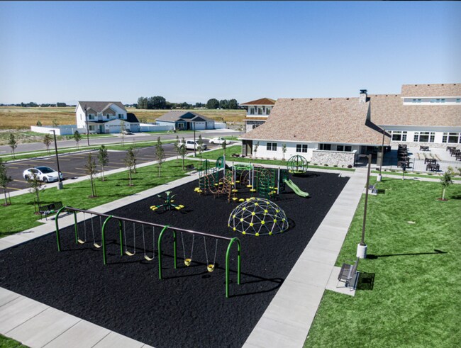 Building Photo - LEASE TAKEOVER In the highly sought after Summerfield Townhomes--3 bed, 2.5 baths