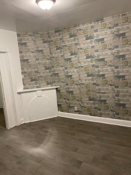 Building Photo - 42 McAdoo Ave