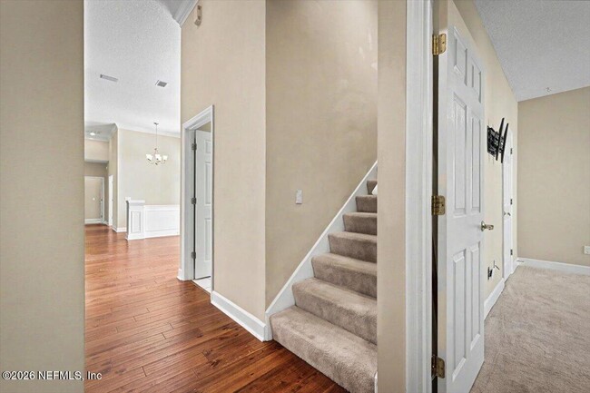 Building Photo - 337 S Mill View Way