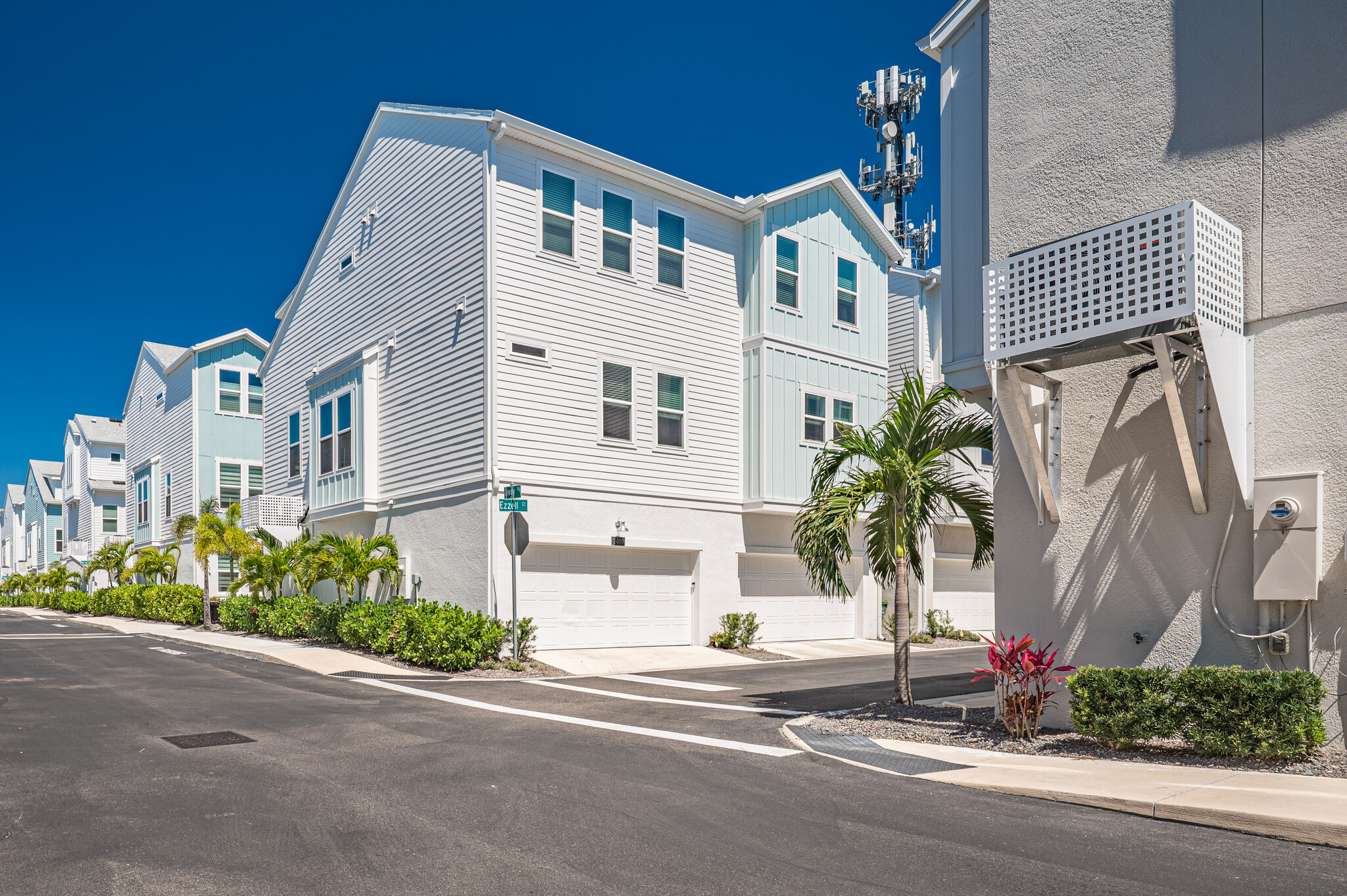 Building Photo - 2400 Ezzell Ct