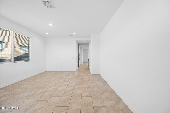 Building Photo - 8911 W Solano Dr