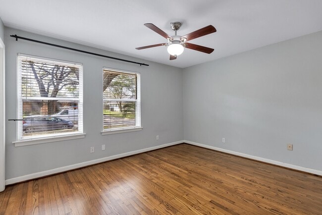 Building Photo - 4750 Sanford Rd