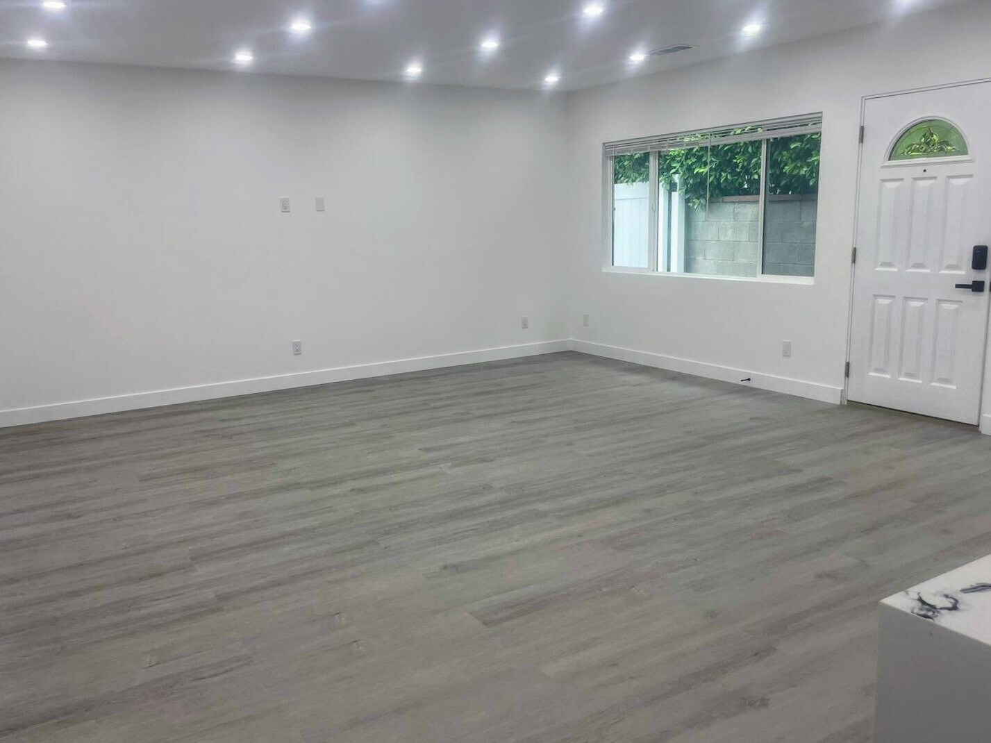 Building Photo - 19057 Friar St