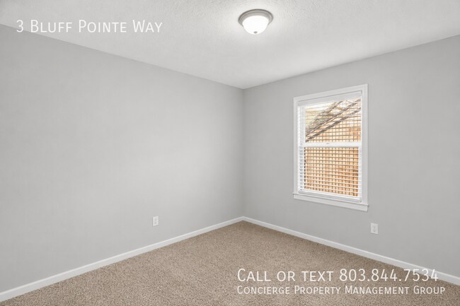 Building Photo - 3 Bluff Pointe Way