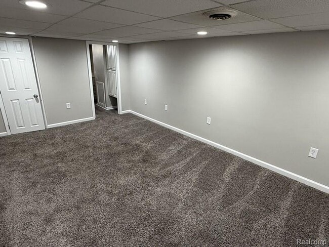 Building Photo - 13661 Kingston St